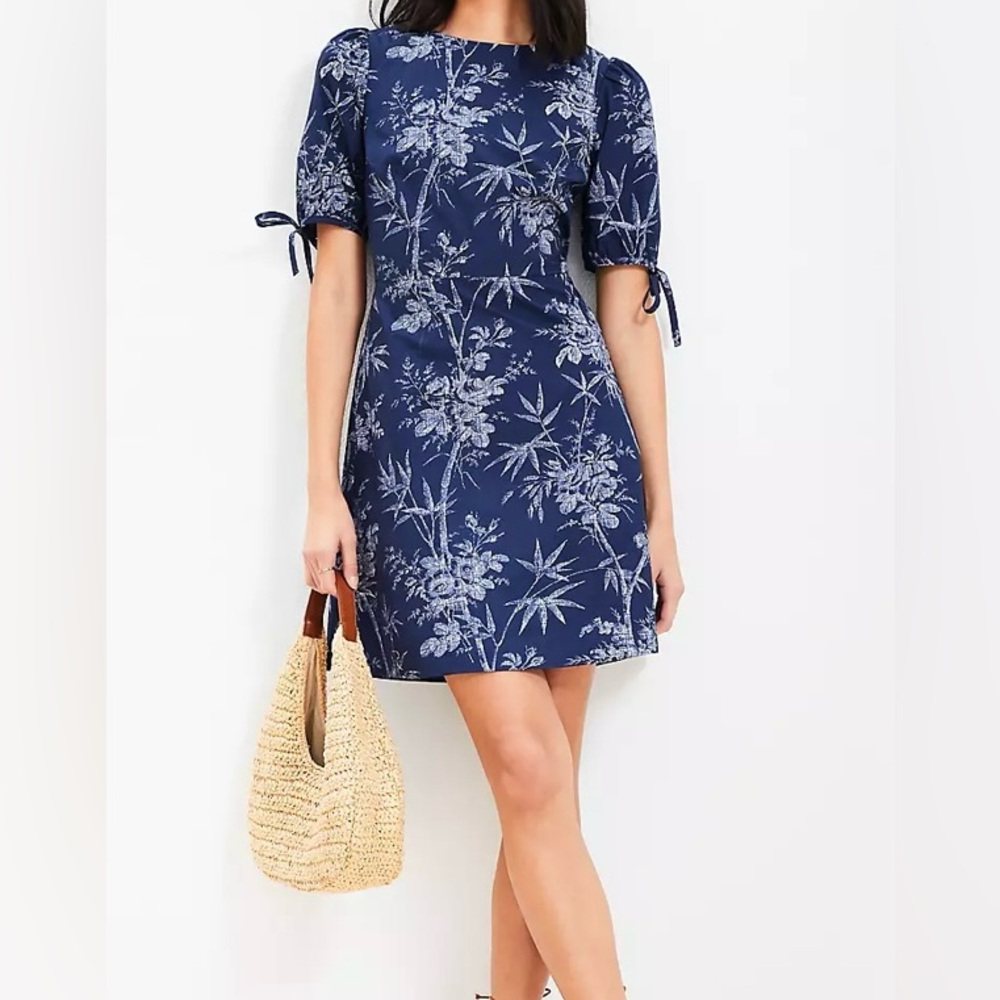 LOFT Blue Floral Midi Dress back detail sz 10 new with out tags